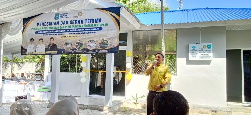 Caption: Manager PT Mitra Stania Prima, Suyudi saat memberikan sambutan di acara peresmian Posyandu